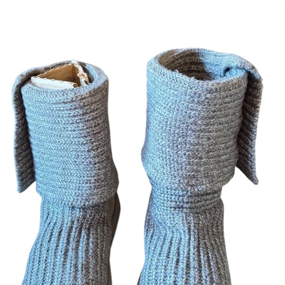 Ugg women gray classic cardy cabled knit boots